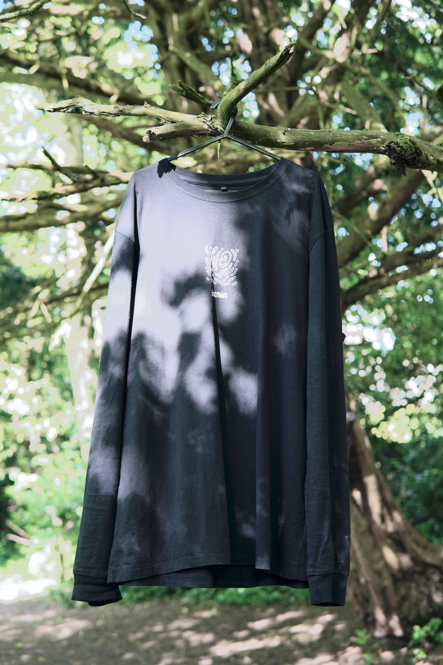 VIBRATIONS T-SHIRT (BLACK)